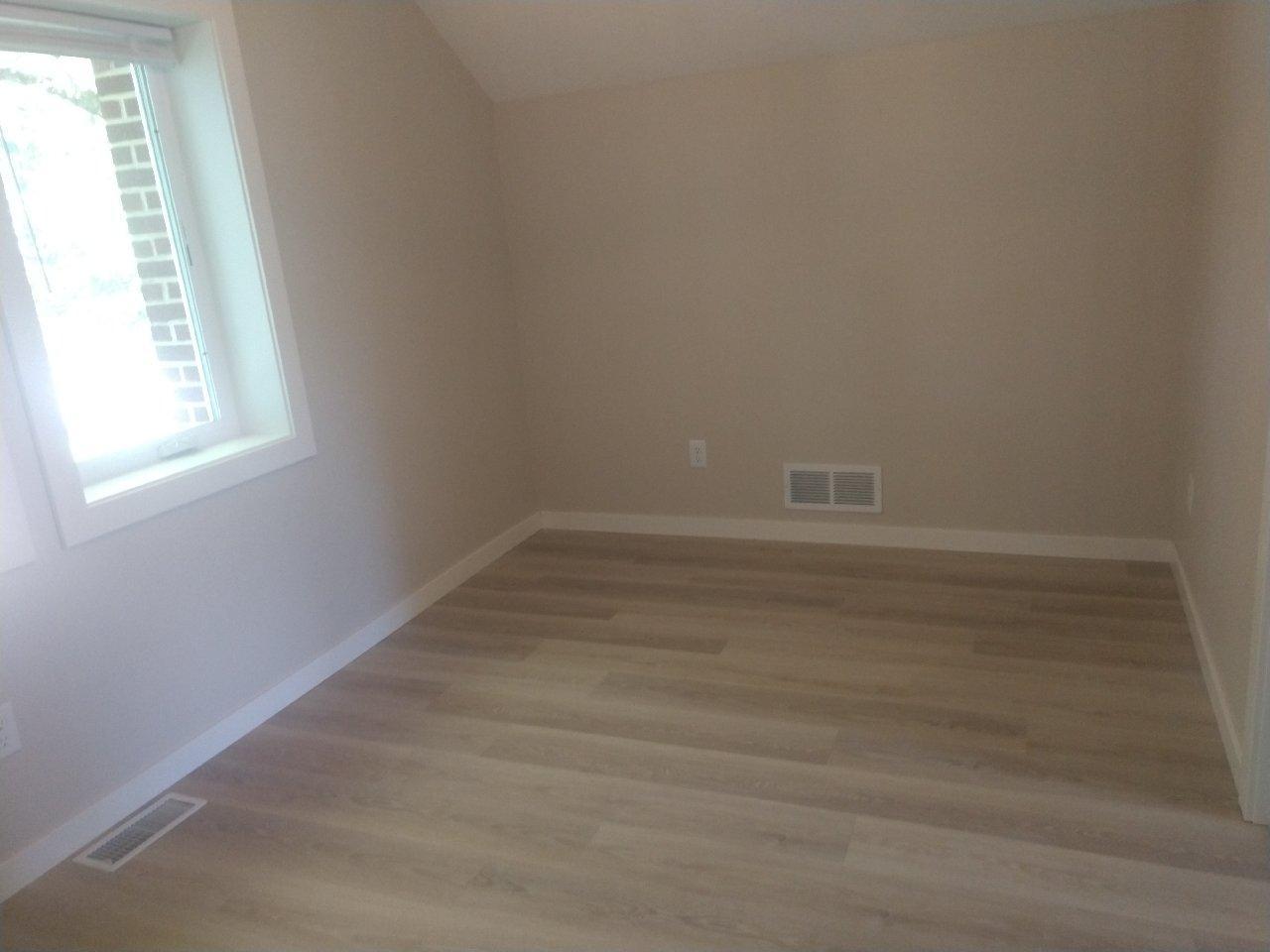 310 West Central Street Springfield, MN 56087 - Photo 6 of 13 Gallery Image 6