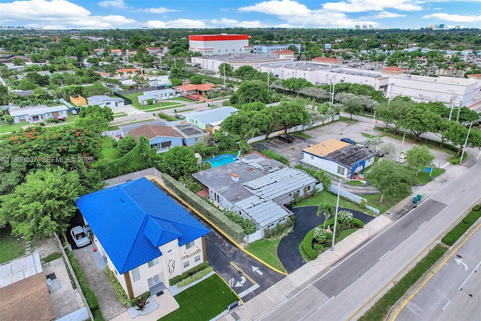 3711 Southwest 87th Avenue Miami, FL 33165 - Photo 52 of 92 an aerial view of residential houses and outdoor space
