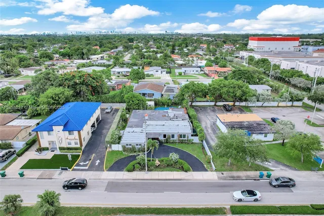 $1,200,000 | 3711 Southwest 87th Avenue, Miami, FL 33165