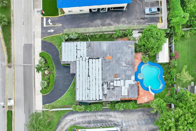 $1,200,000 | 3711 Southwest 87th Avenue, Miami, FL 33165