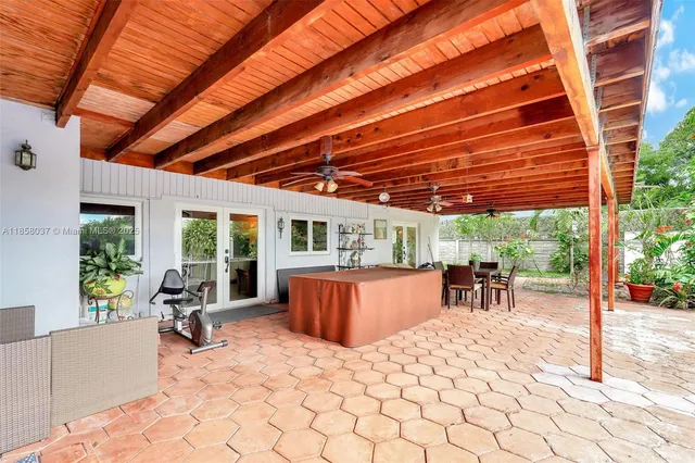 $1,200,000 | 3711 Southwest 87th Avenue, Miami, FL 33165