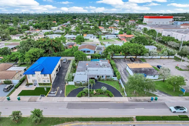 $1,200,000 | 3711 Southwest 87th Avenue, Miami, FL 33165