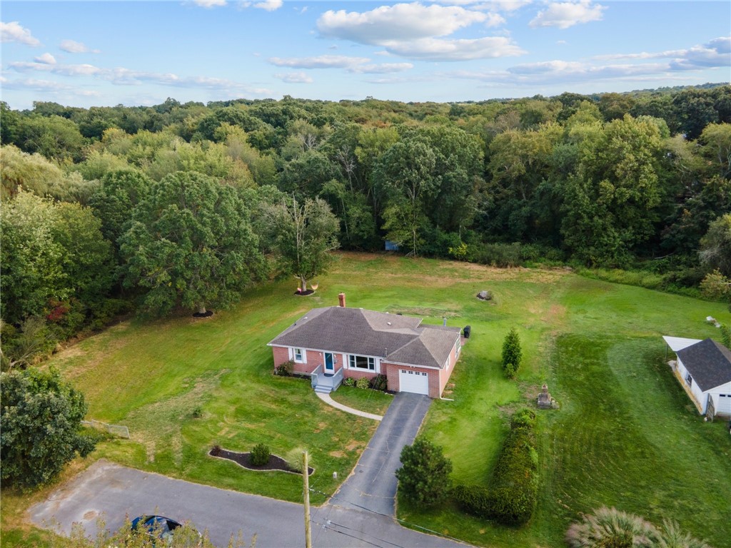 65 Central Street Warren, RI 02885 - Photo 5 of 43 Gallery Image 5