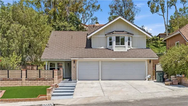 $1,889,000 | 25555 Fallenwood, Lake Forest, CA 92630