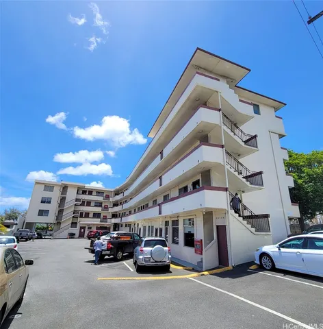 $1,600 | 526 North School Street, Unit 303, Honolulu, HI 96817