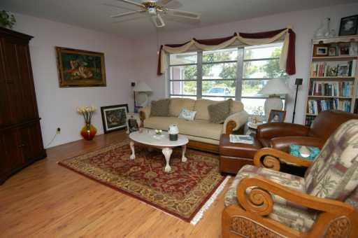 913 Northwest Treasure Road Stuart, FL 34994 - Photo 3 of 8 Gallery Image 3