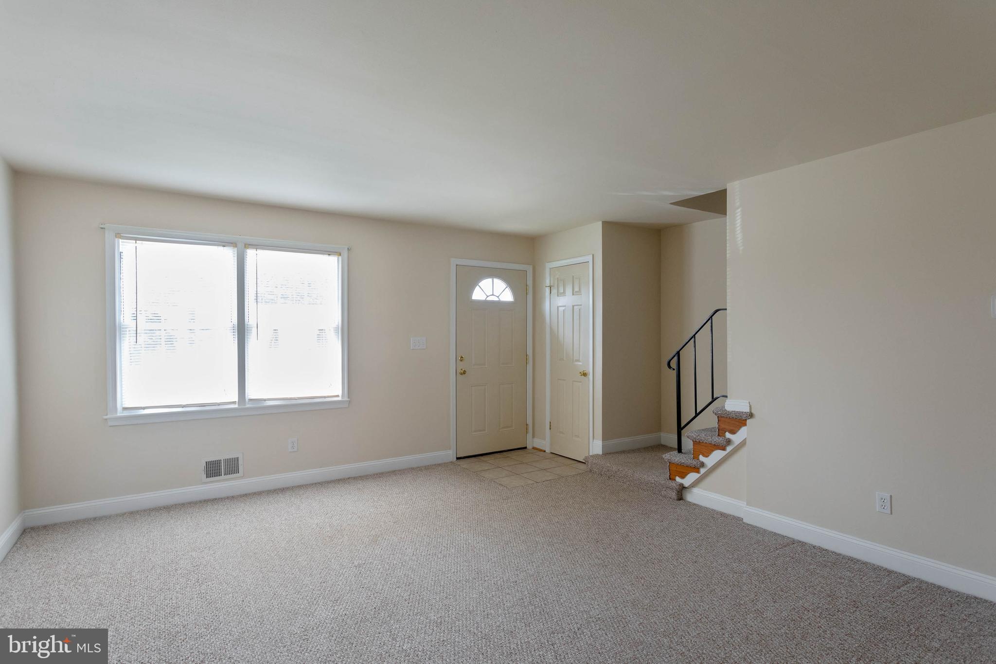 503 Grovethorn Road Baltimore, MD 21220 - Photo 5 of 31 Freshly Painted Interior