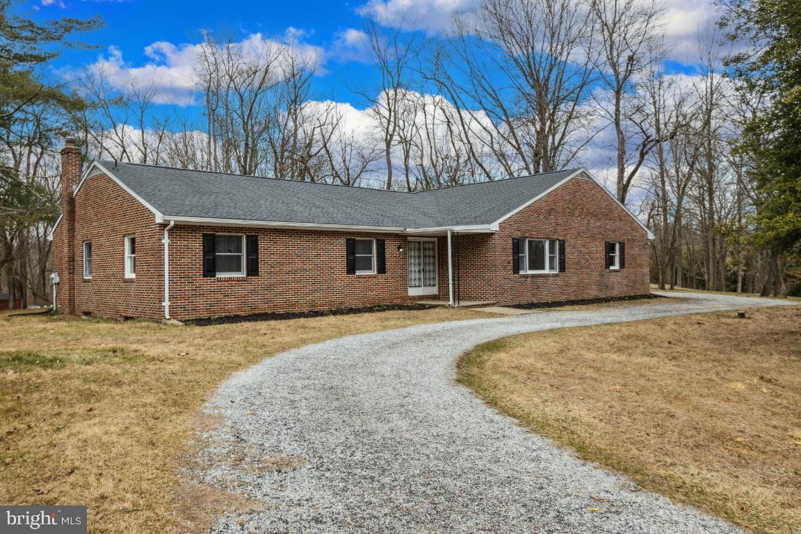 2124 Woodview Road Finksburg, MD 21048 - Photo 1 of 45 Exterior
