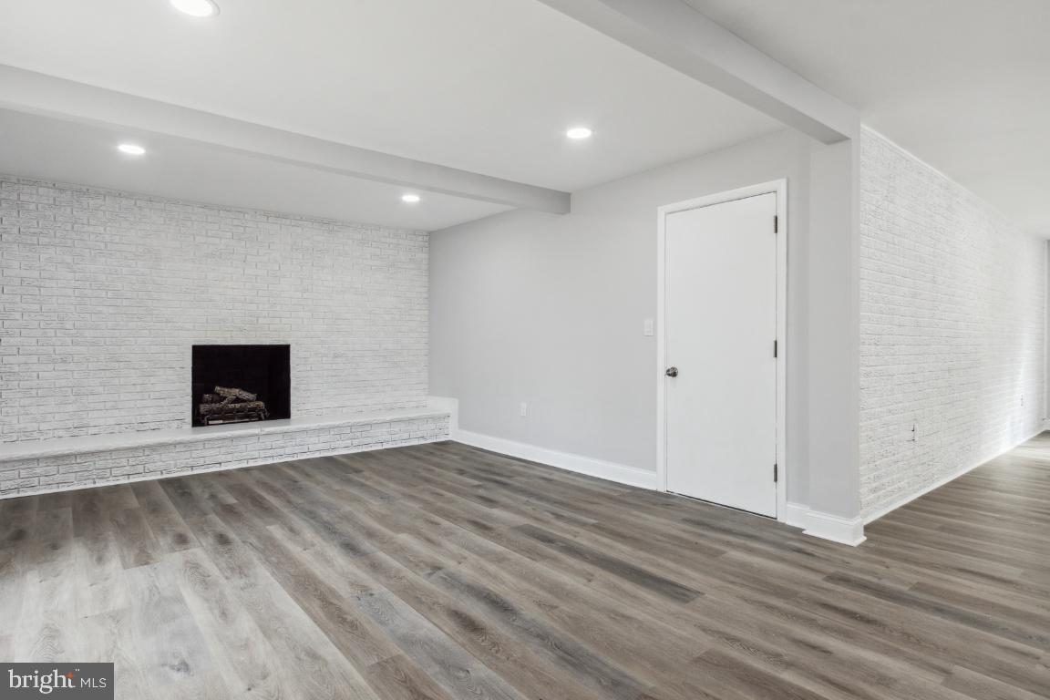 2124 Woodview Road Finksburg, MD 21048 - Photo 15 of 45 Family Room