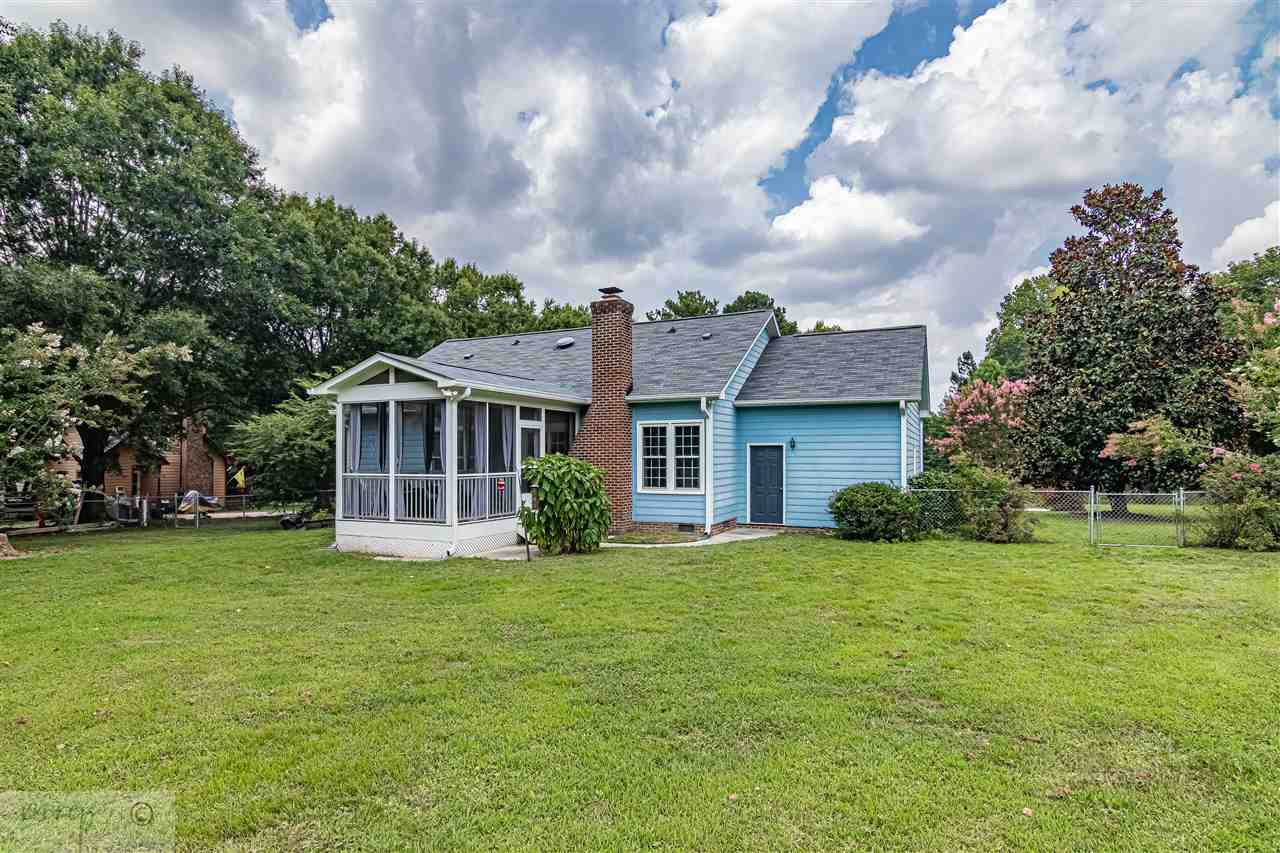 2020 Virginia Dare Place Raleigh, NC 27610 - Photo 3 of 27 Photo 3
