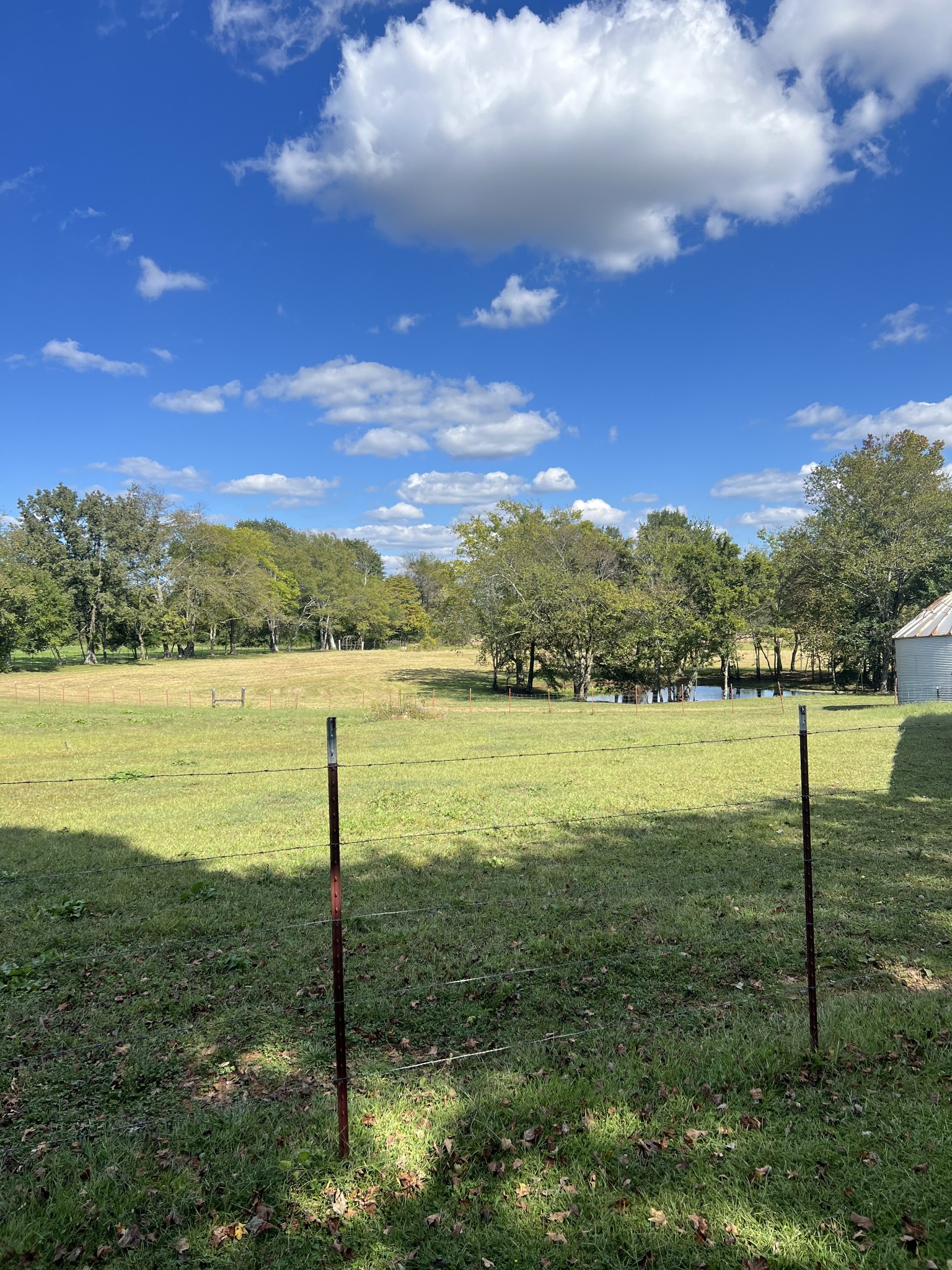 566 Clarence Finney Road Hillsboro, TN 37342 - Photo 47 of 47 a view of an ocean and a yard