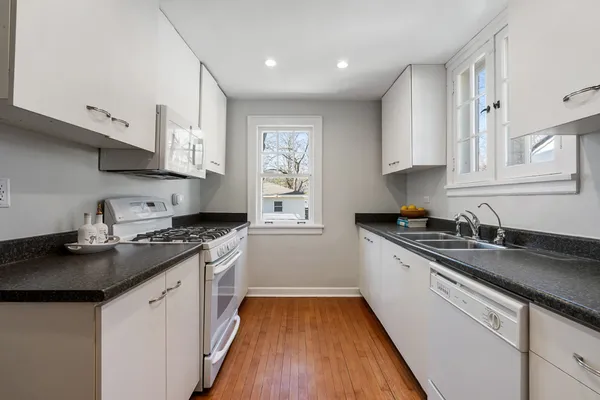 $699,000 | 2336 Grey Avenue, Evanston, IL 60201