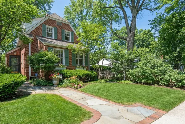 $699,000 | 2336 Grey Avenue, Evanston, IL 60201