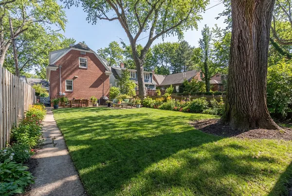 $699,000 | 2336 Grey Avenue, Evanston, IL 60201