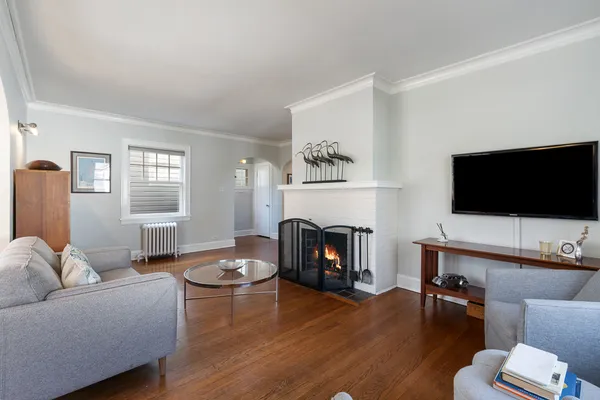 $699,000 | 2336 Grey Avenue, Evanston, IL 60201