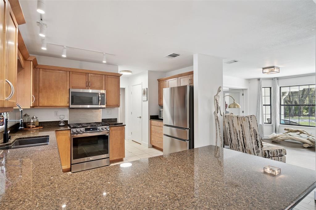 298 Lake Markham Road Sanford, FL 32771 - Photo 20 of 68