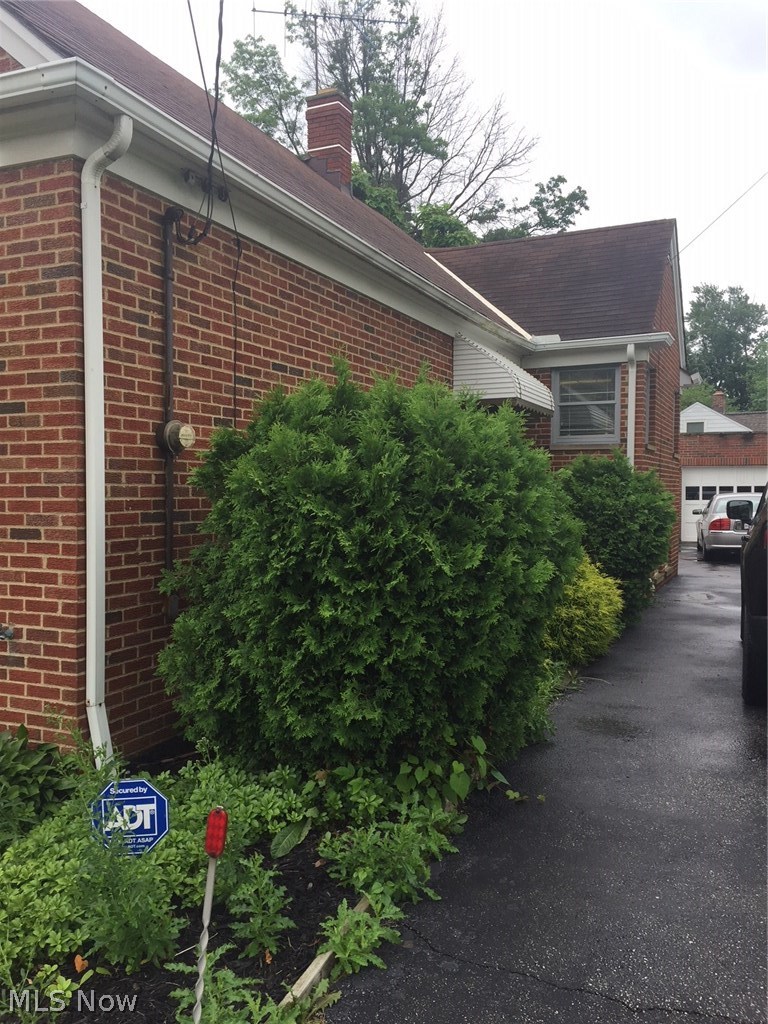4108 Bluestone Road South Euclid, OH 44121 - Photo 2 of 26 Gallery Image 2