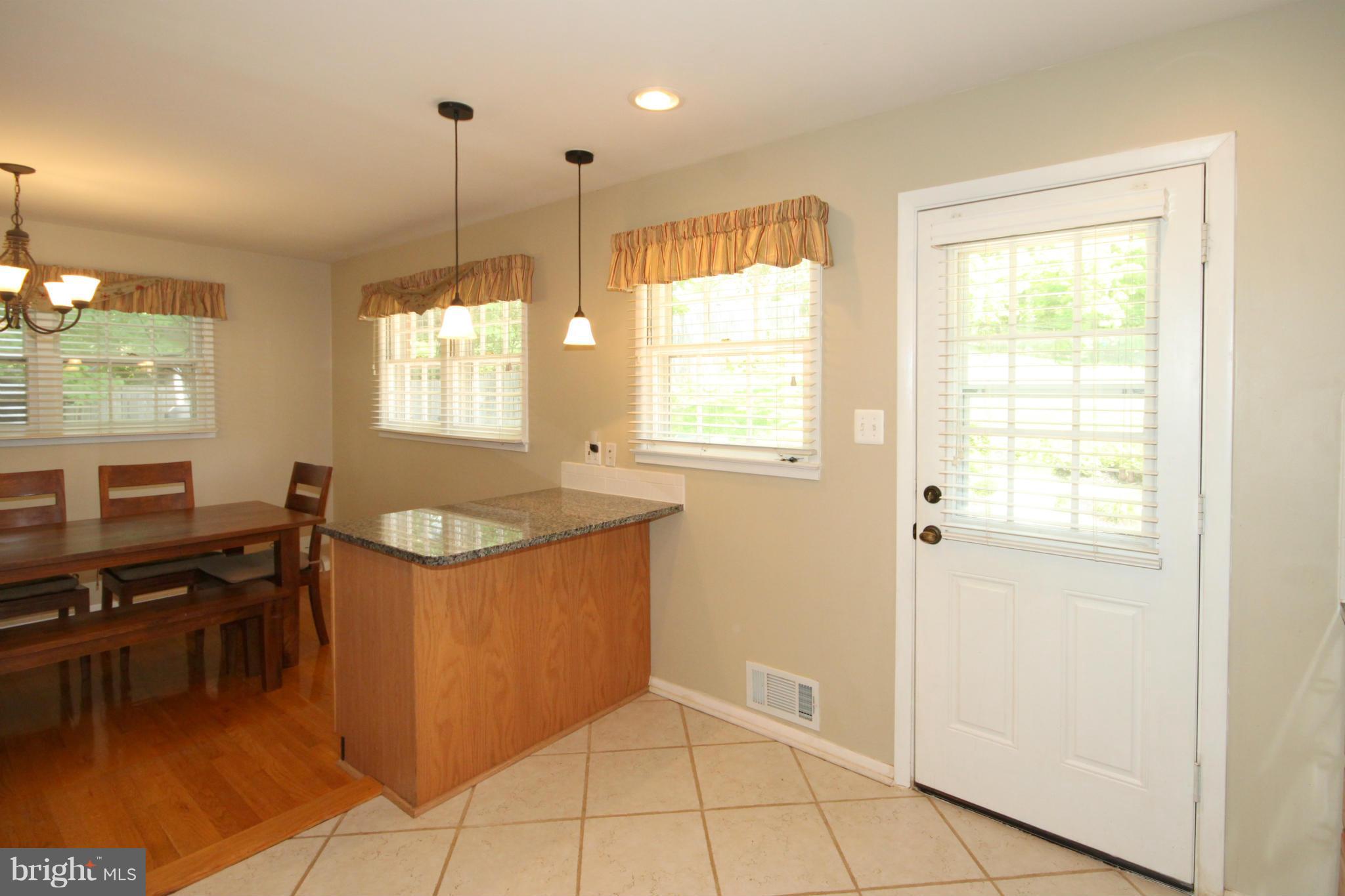 8103 Hatteras Lane Springfield, VA 22151 - Photo 12 of 27 Kitchen