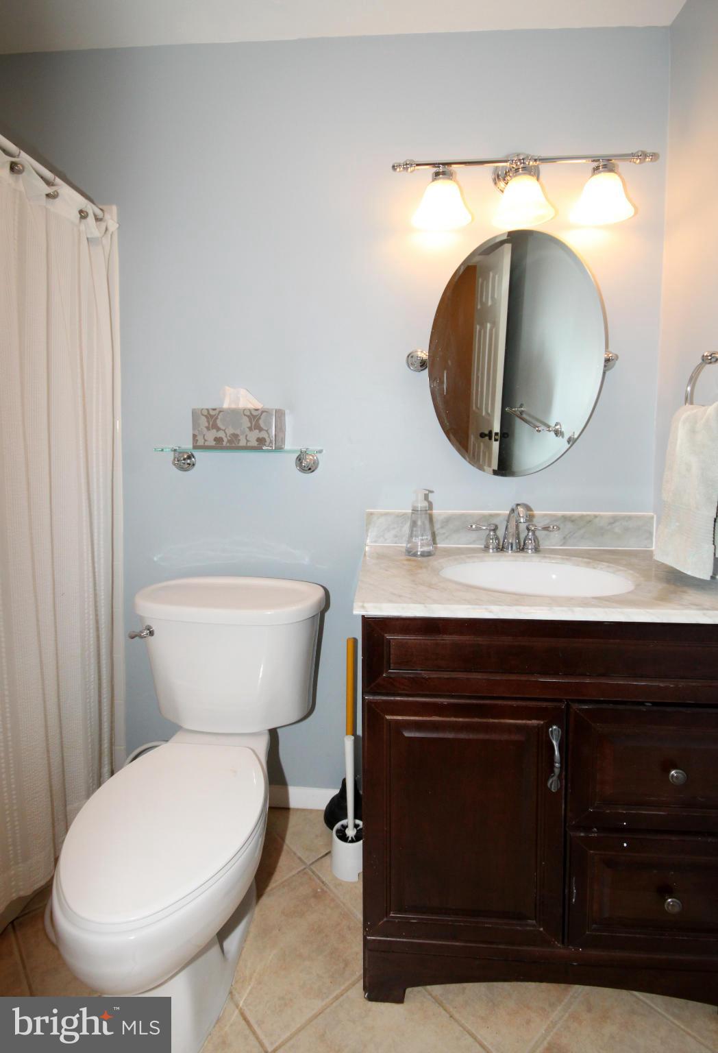 8103 Hatteras Lane Springfield, VA 22151 - Photo 18 of 27 Bath