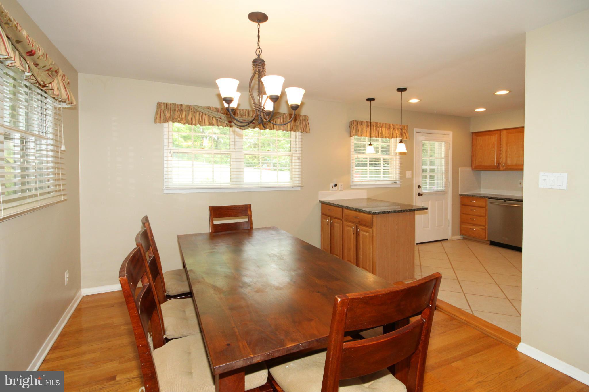 8103 Hatteras Lane Springfield, VA 22151 - Photo 6 of 27 Dining Room