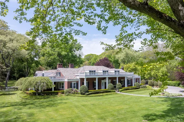 $4,900,000 | 550 Chicken Valley Road, Locust Valley, NY 11560