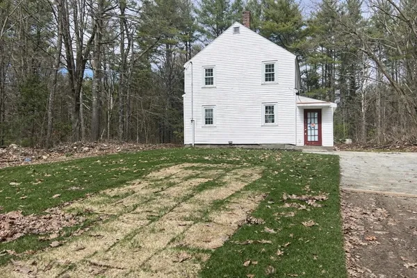 $378,500 | 96 Ball Hill Road, Princeton, MA 01541