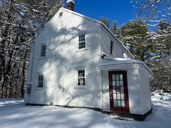 $379,000 | 96 Ball Hill Road, Princeton, MA 01541