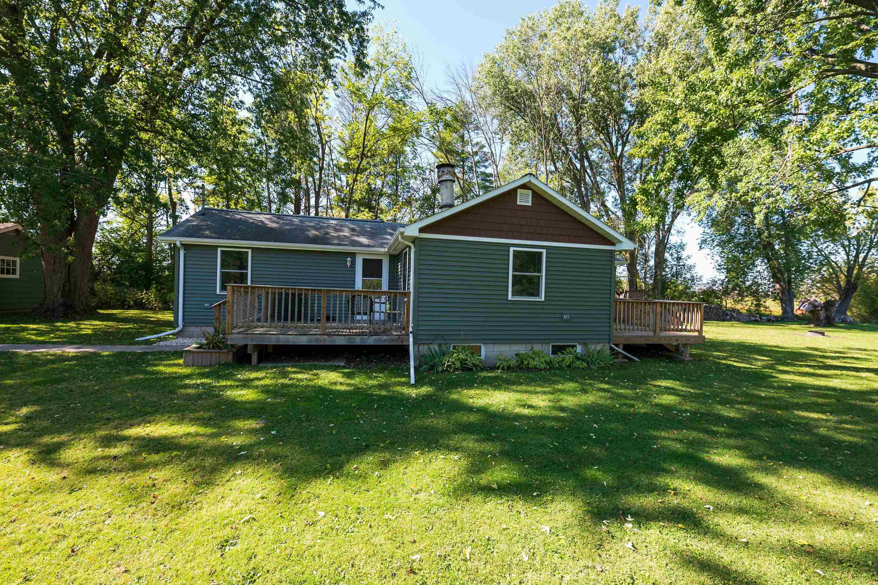 8096 Channel Lane Omro, WI 54963 - Photo 3 of 50