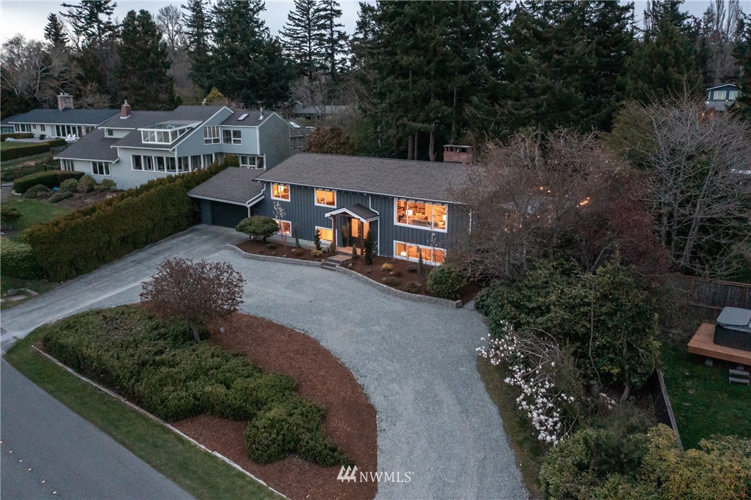 525 Fieldston Road Bellingham, WA 98225 - Photo 1 of 40