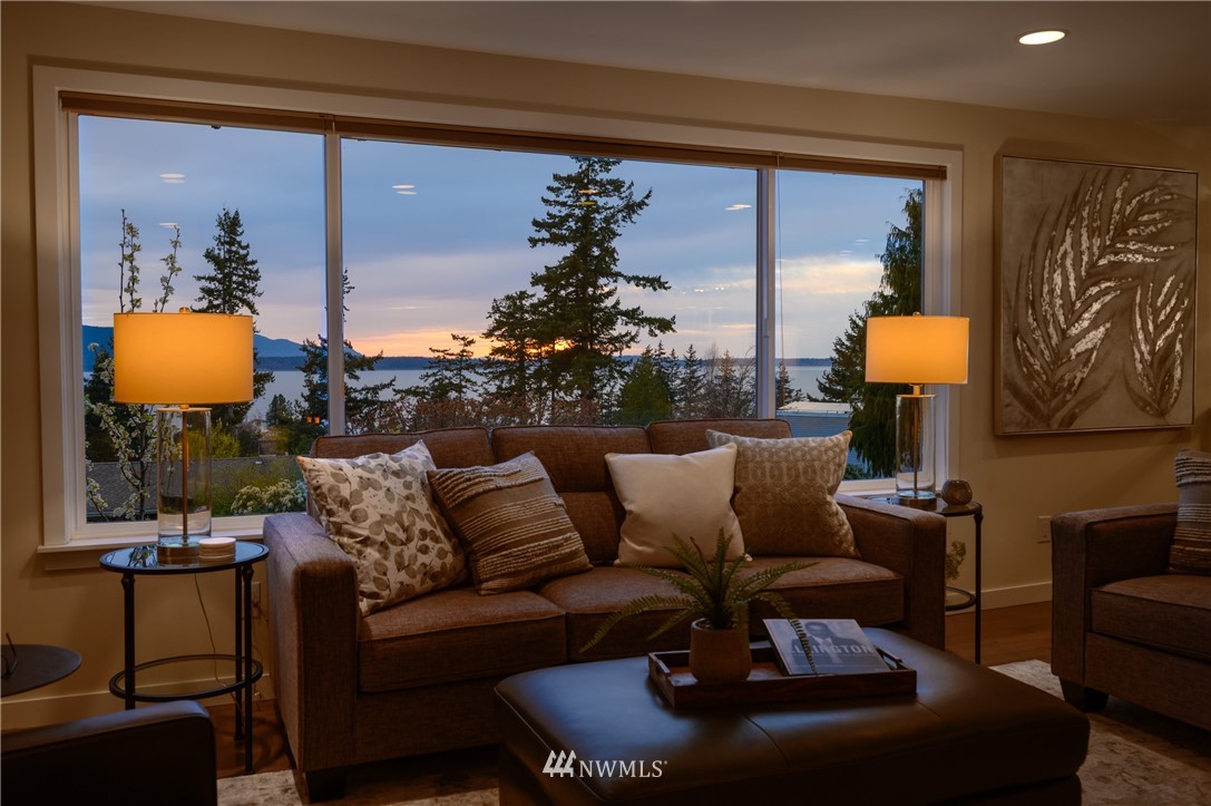525 Fieldston Road Bellingham, WA 98225 - Photo 3 of 40