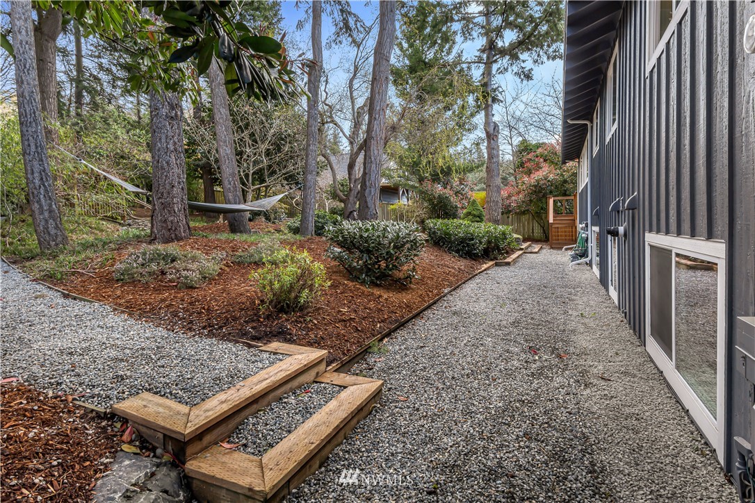 525 Fieldston Road Bellingham, WA 98225 - Photo 36 of 40