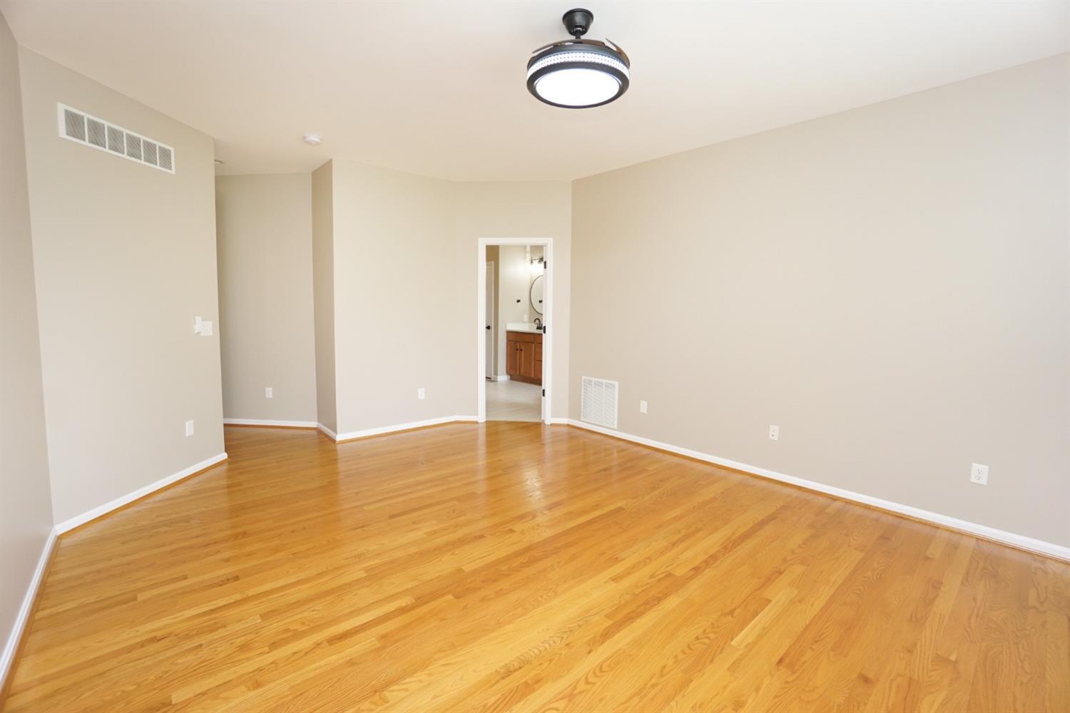 1221 Catalpa Ridge Lebanon, OH 45036 - Photo 16 of 39 Gallery Image 16