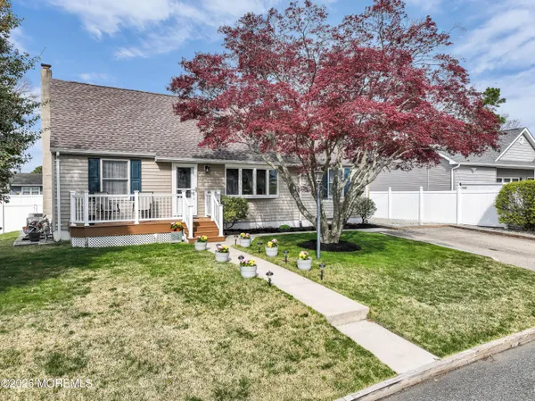 $599,000 | 344 Evergreen Drive, Brick, NJ 08723