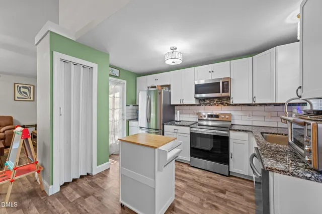 $325,000 | 205 Valley Creek Drive, Clayton, NC 27520