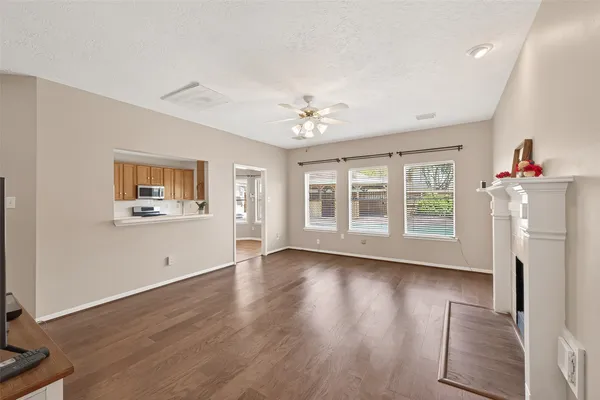 $455,000 | 407 Vander Dale Court, Katy, TX 77450