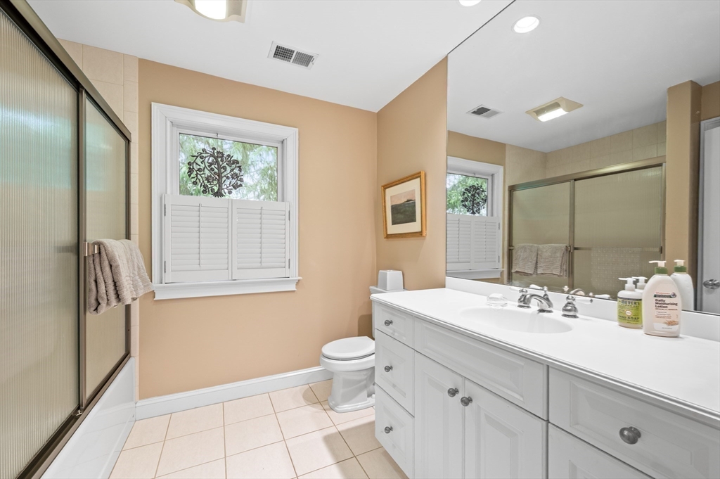 94 Herrick Road, Unit 94 Newton, MA 02459 - Photo 27 of 36 Gallery Image 27