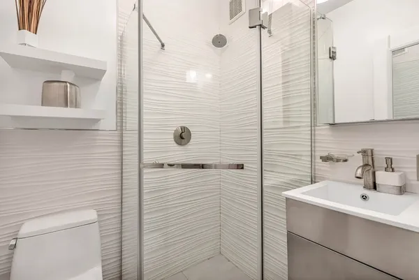 $3,850 | 424 East 77th Street, Unit 1D | Lenox Hill