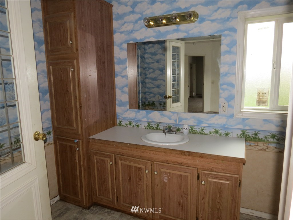 8807 Custer Road Southwest Lakewood, WA 98499 - Photo 8 of 13