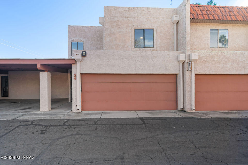 1949 North Swan Road, Unit 24 Tucson, AZ 85712 - Photo 1 of 35 Gallery Image 1