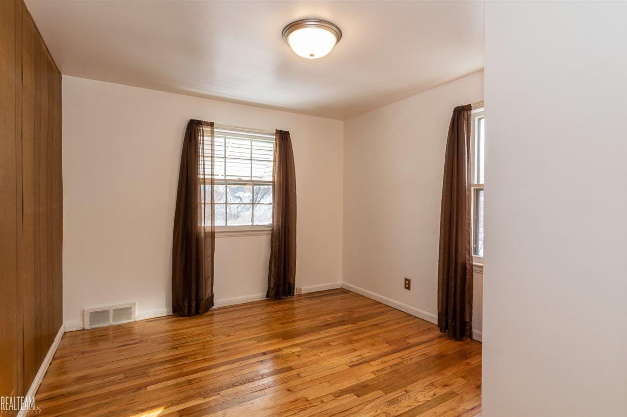20499 Sheffield Road Detroit, MI 48221 - Photo 20 of 27