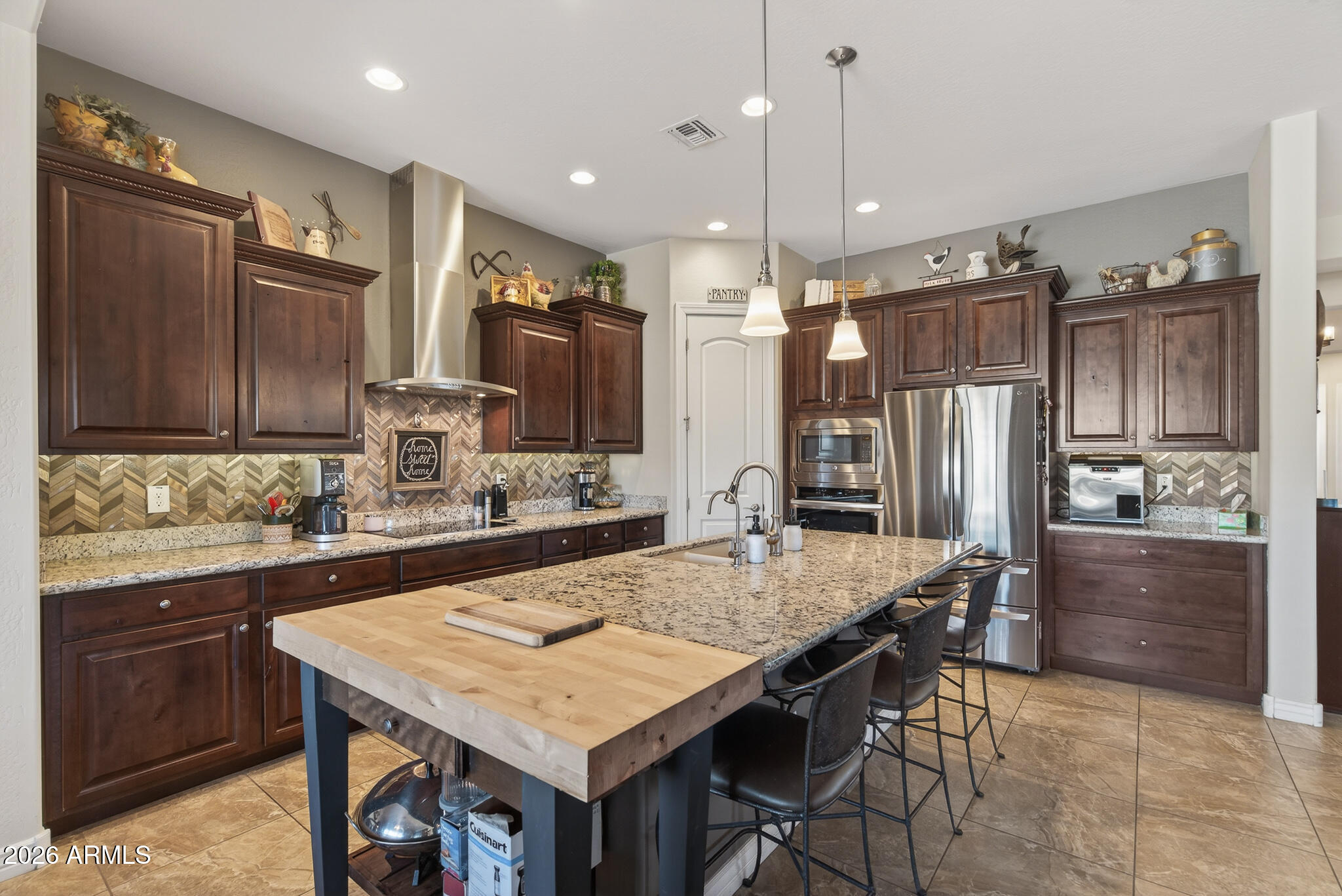 18398 West Rimrock Street Surprise, AZ 85388 - Photo 13 of 65 5) KITCHEN