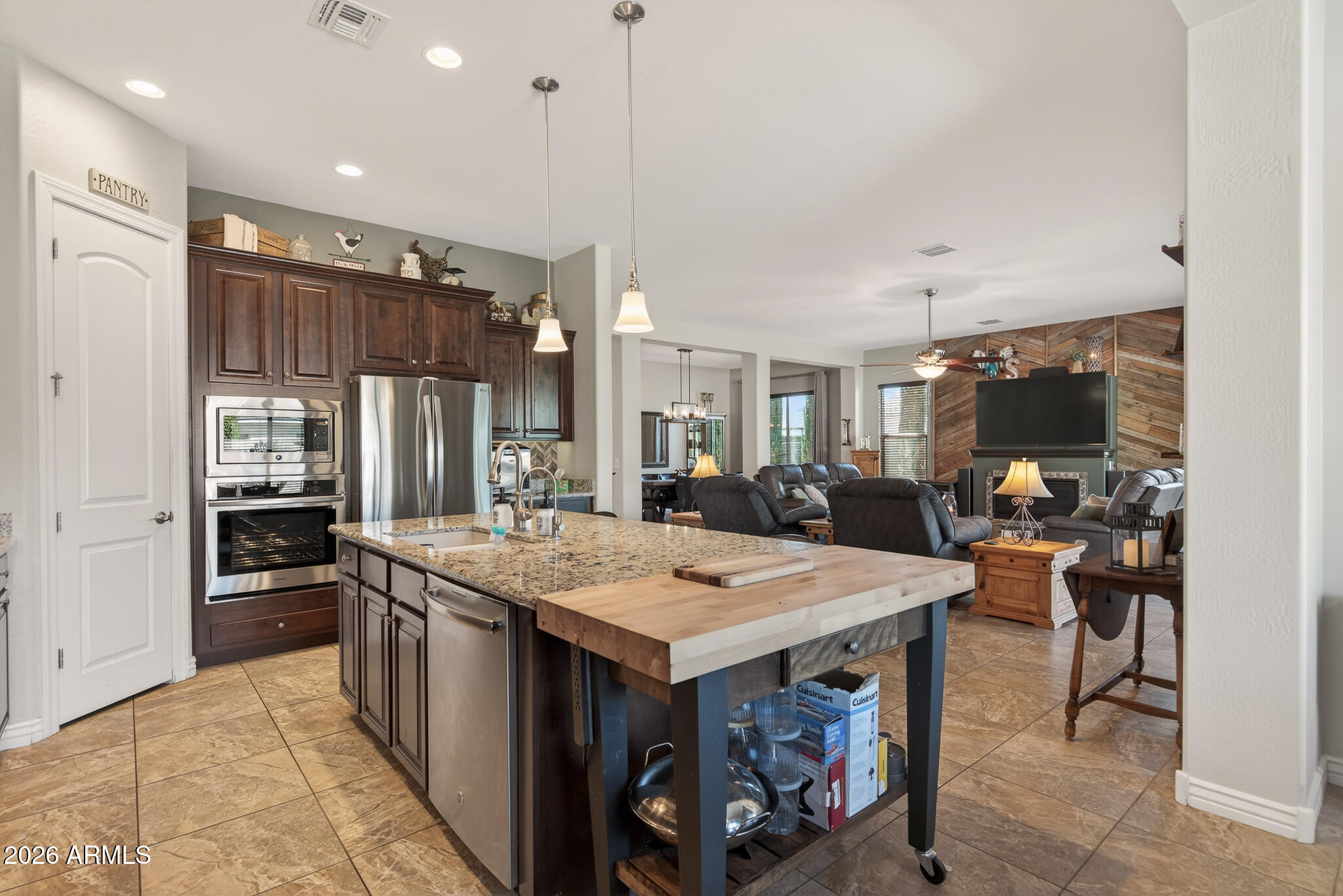 18398 West Rimrock Street Surprise, AZ 85388 - Photo 14 of 65 6) KITCHEN