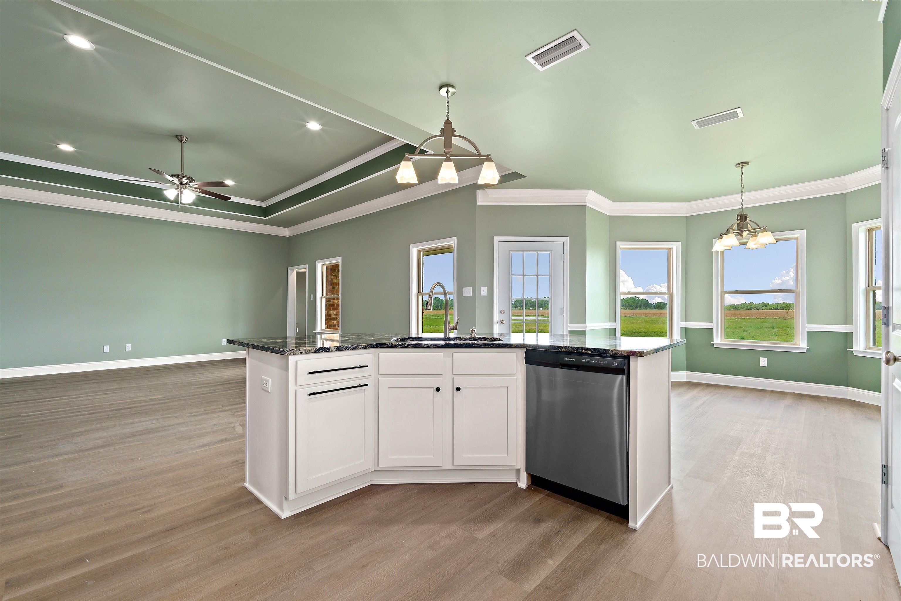 10164 Bridgewater Drive Theodore, AL 36582 - Photo 10 of 34 Kitchen