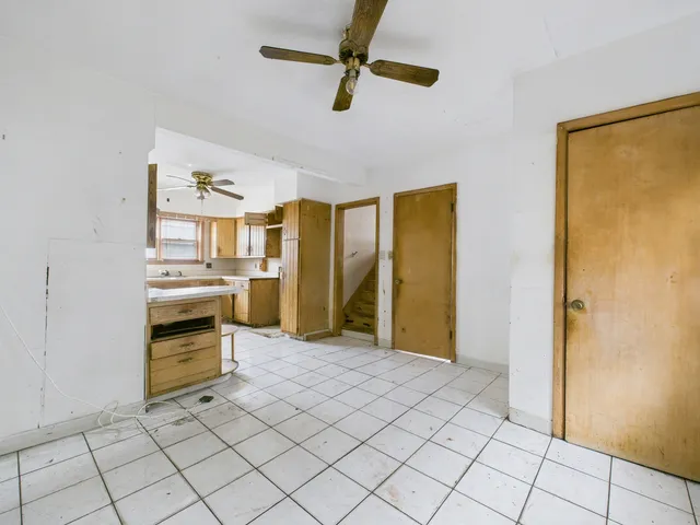 a view of a storage & utility room