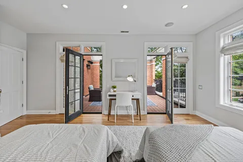 $2,499,999 | 1852 West Wellington Avenue, Chicago, IL 60657