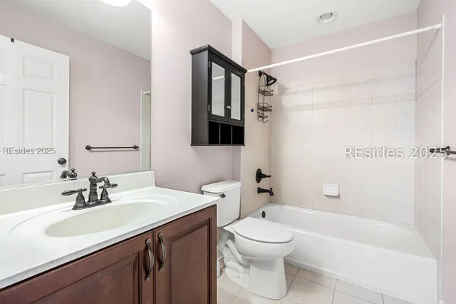 $620,000 | 19 Paxton Circle, Bluffton, SC 29910