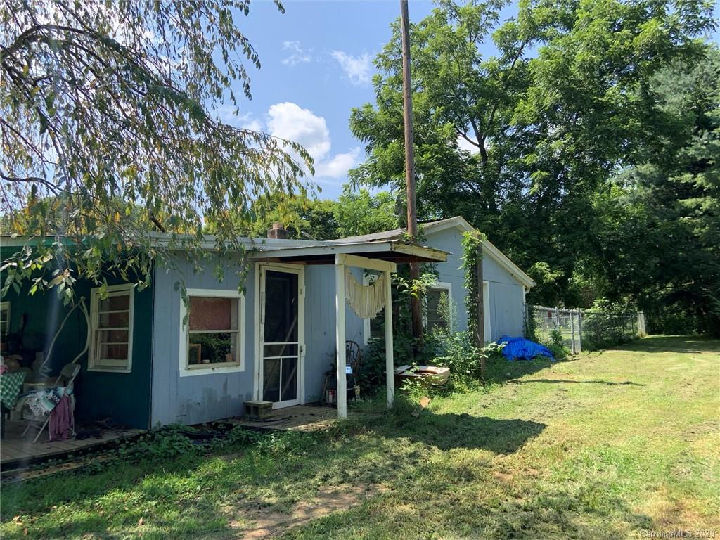 48 Sams Branch Road Candler, NC 28715 - Photo 9 of 34 Gallery Image 9