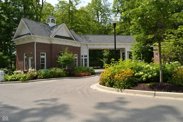 $344,900 | 3673 Cherwell Drive, Zionsville, IN 46077