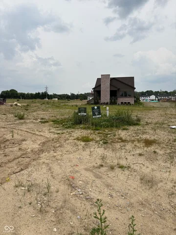 $344,900 | 3673 Cherwell Drive, Zionsville, IN 46077