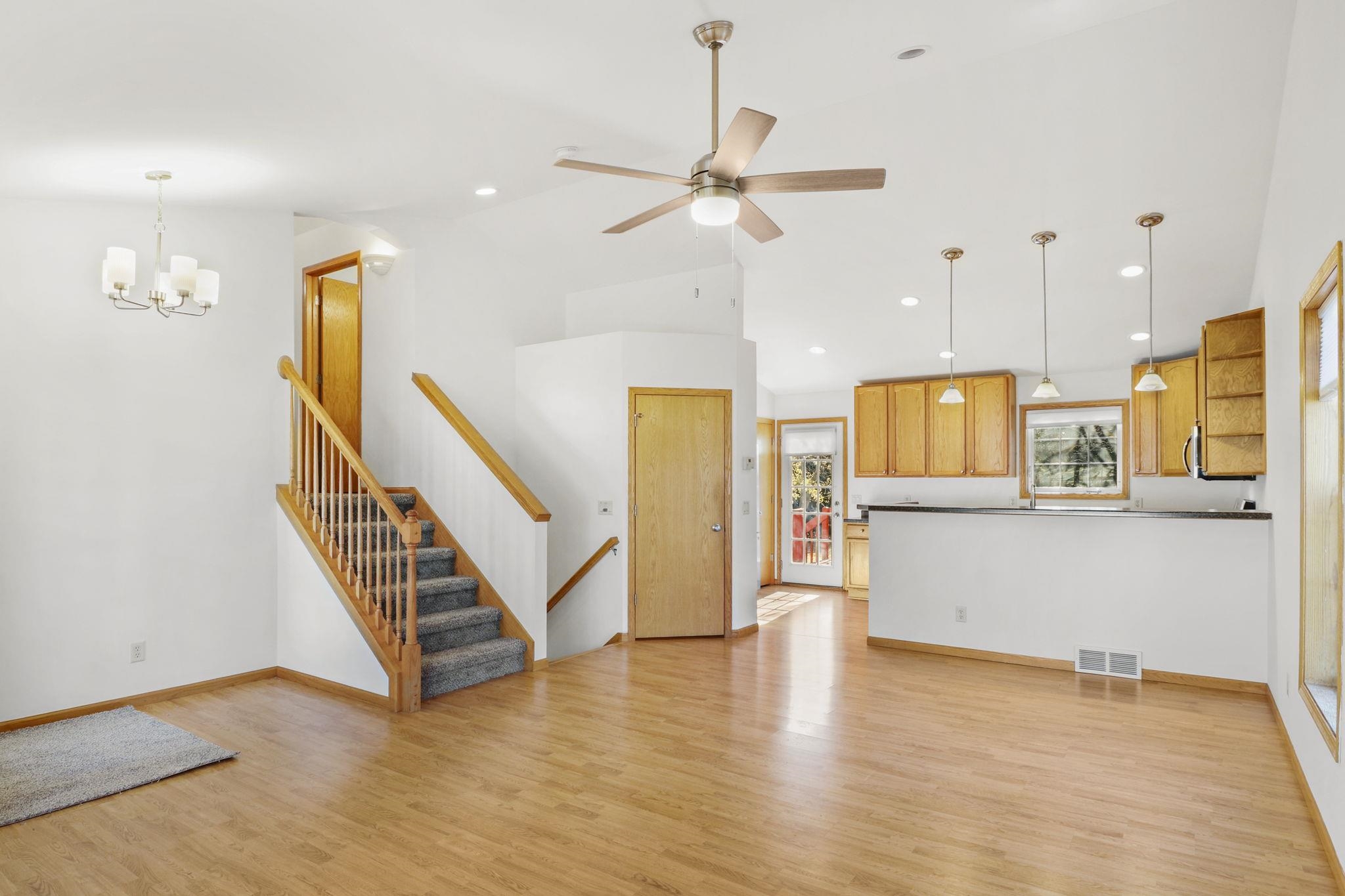 106 Maria Lane Cottage Grove, WI 53527 - Photo 10 of 64